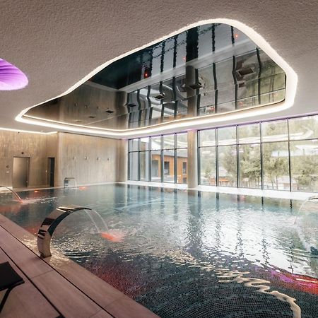 Hotel Ivascu Моисей Екстериор снимка