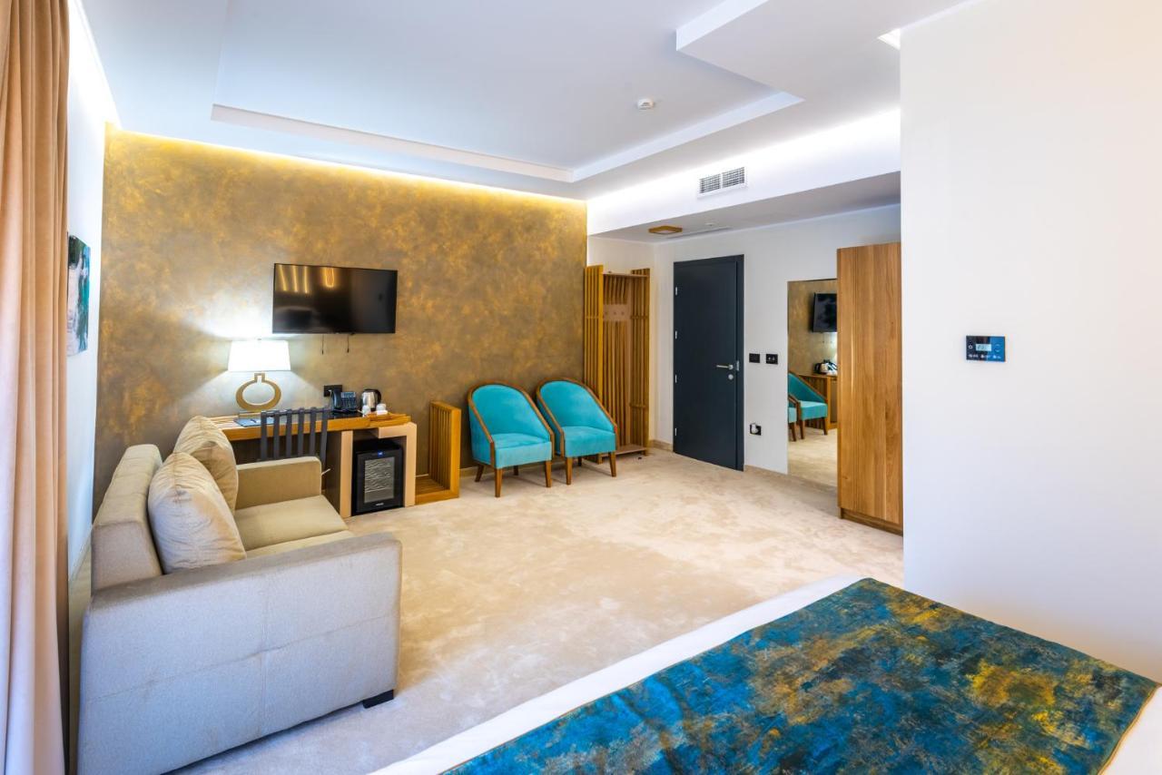 Hotel Ivascu Моисей Екстериор снимка