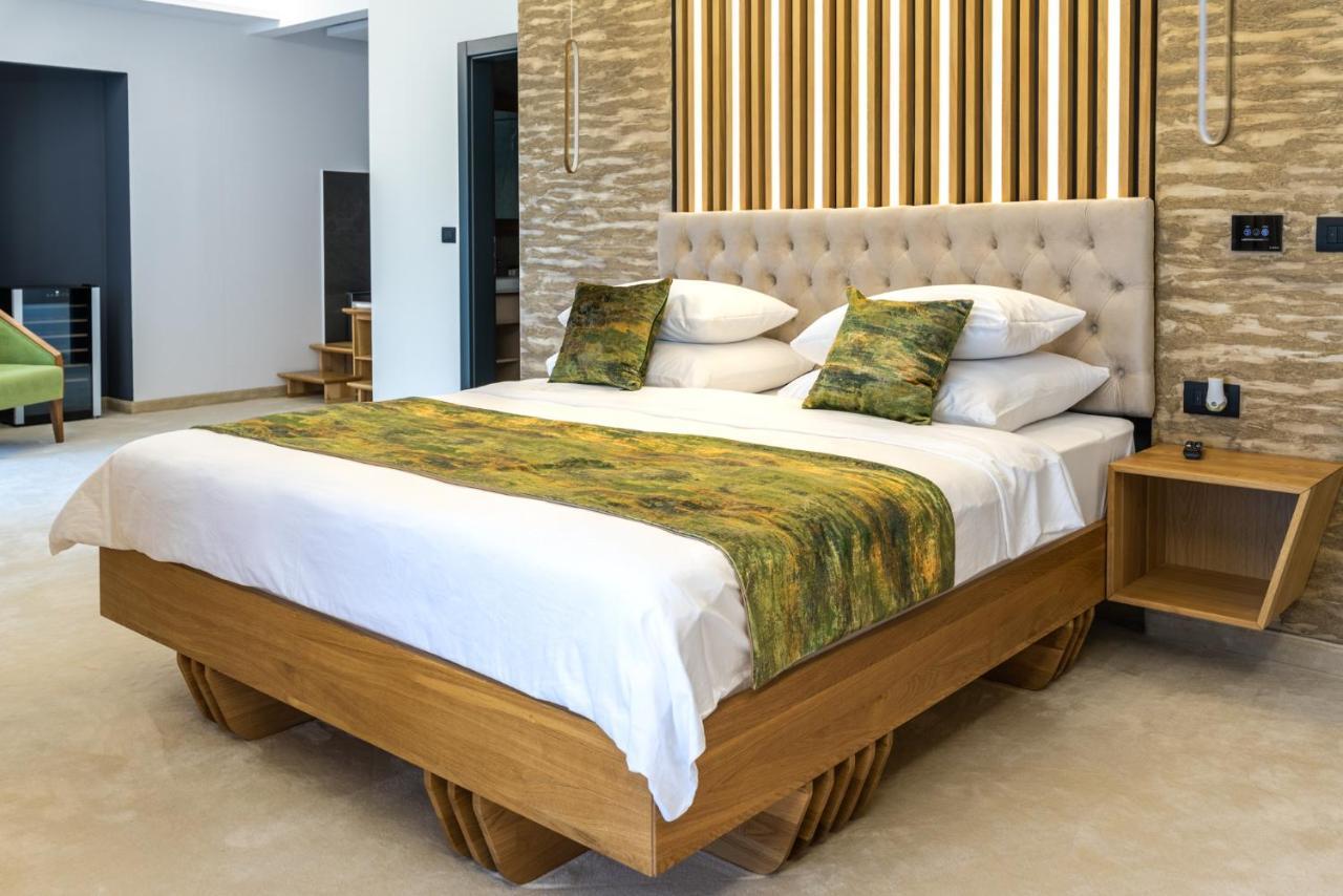 Hotel Ivascu Моисей Екстериор снимка