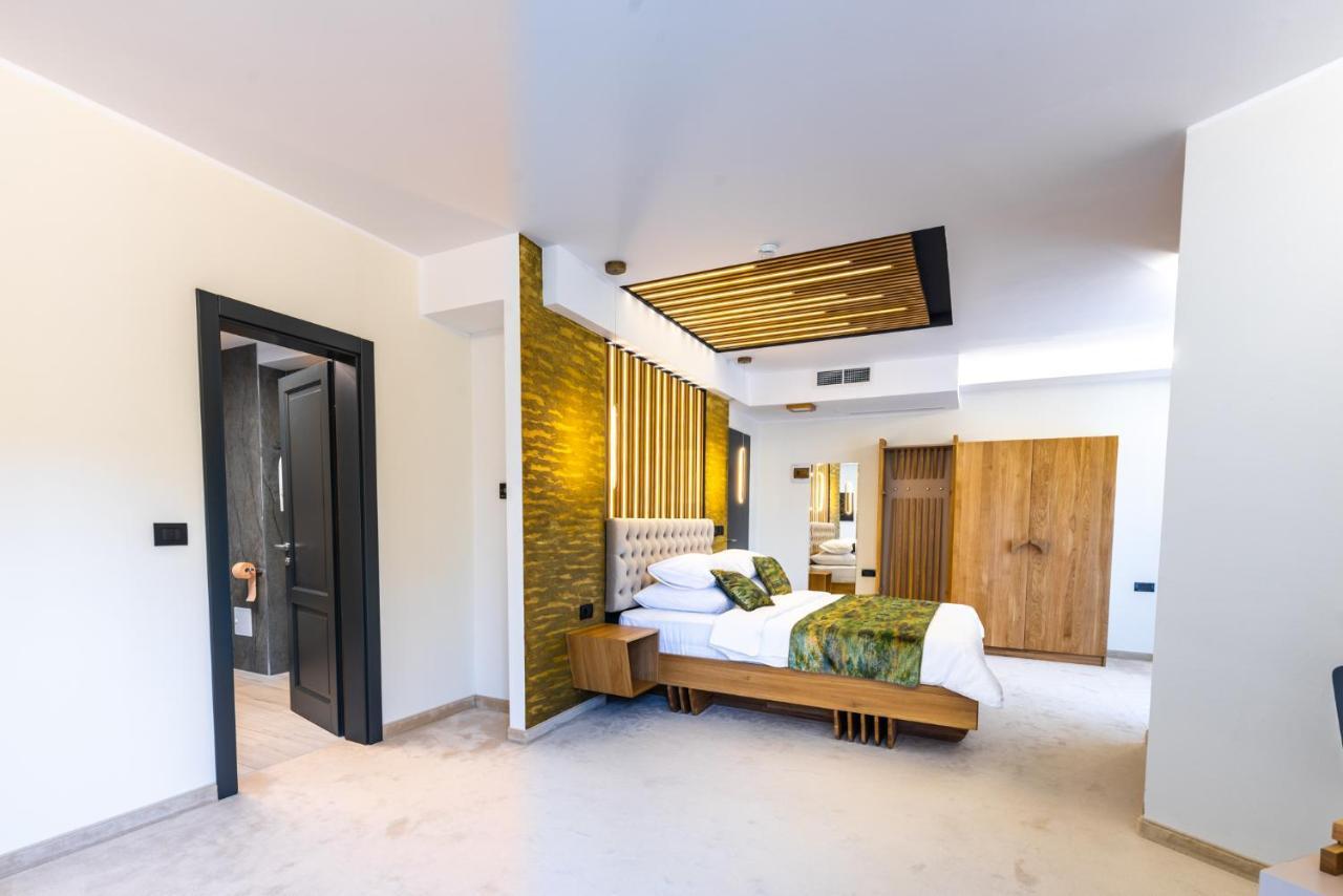 Hotel Ivascu Моисей Екстериор снимка