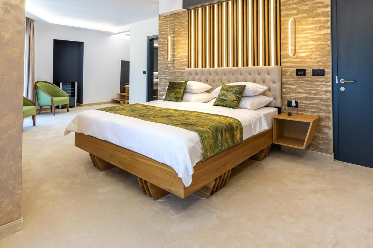 Hotel Ivascu Моисей Екстериор снимка