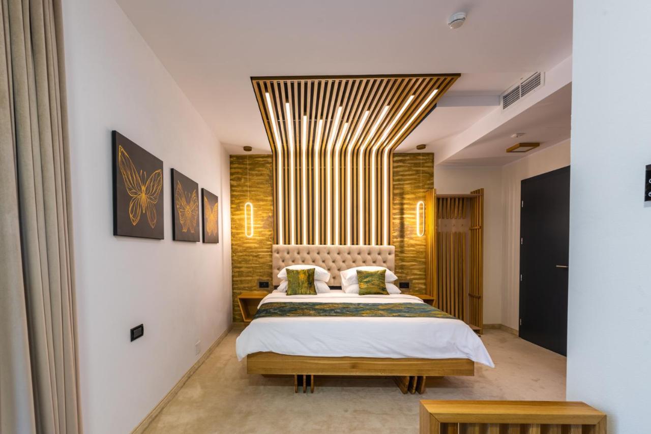 Hotel Ivascu Моисей Екстериор снимка