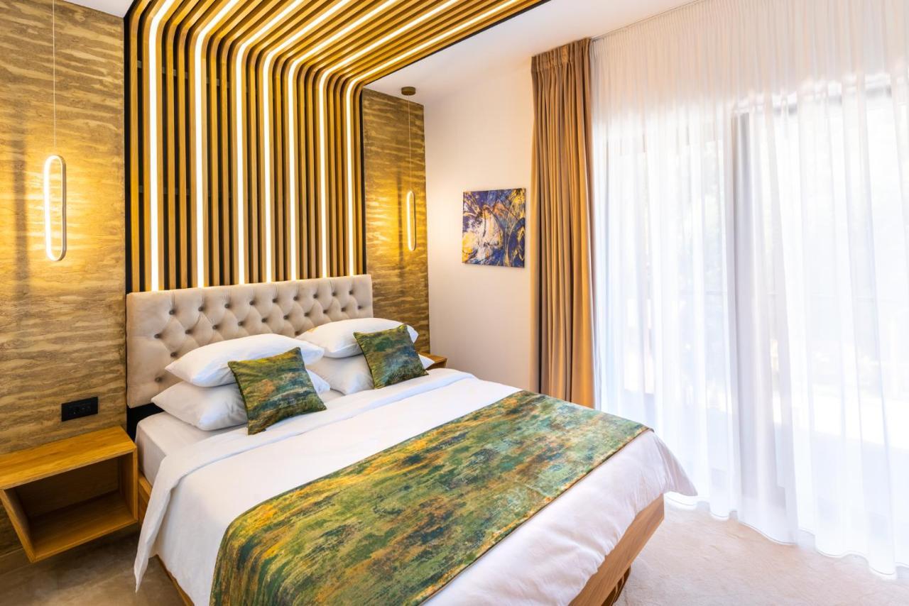 Hotel Ivascu Моисей Екстериор снимка