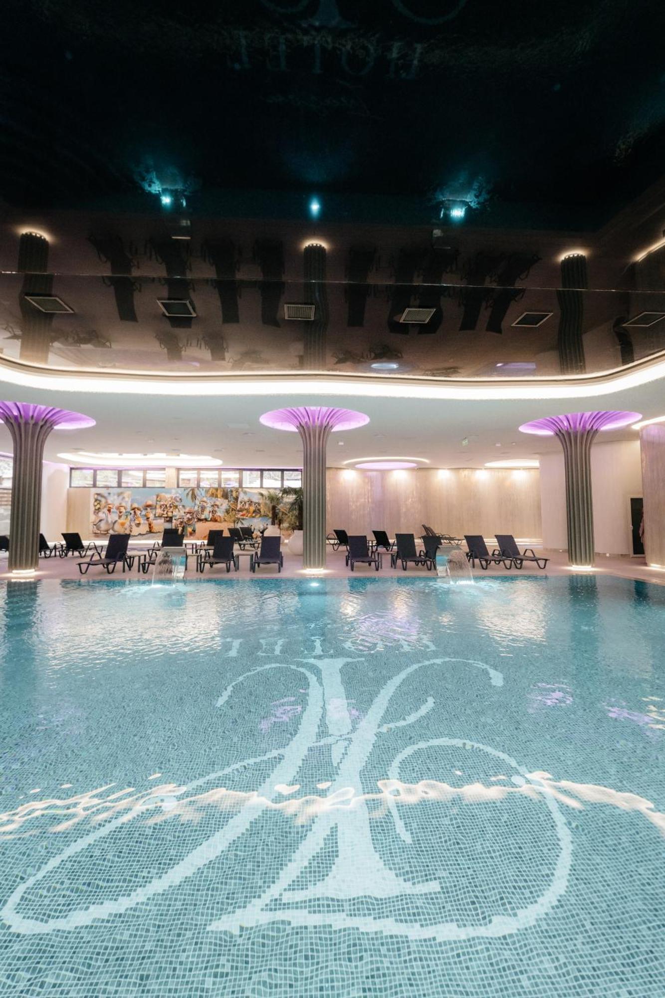 Hotel Ivascu Моисей Екстериор снимка